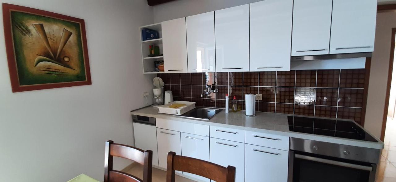 Apartments Jagoda Брела Екстериор снимка
