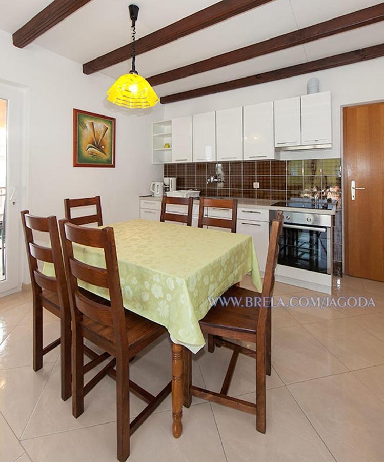 Apartments Jagoda Брела Екстериор снимка