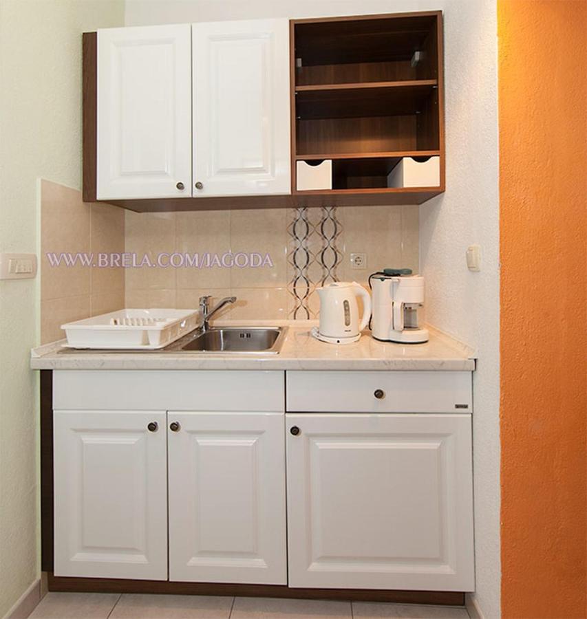 Apartments Jagoda Брела Екстериор снимка
